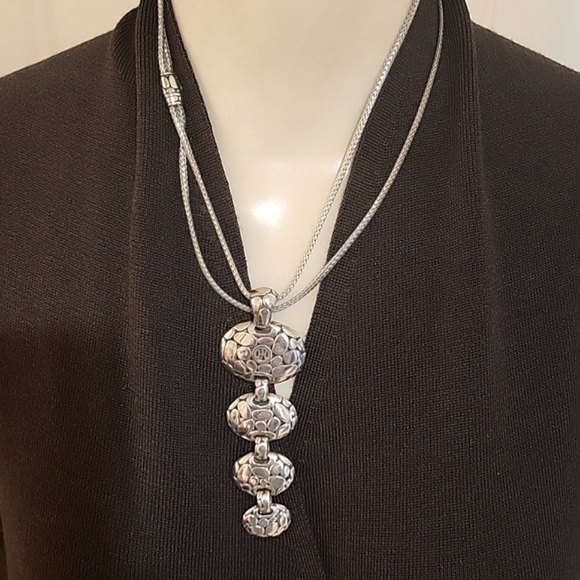 JOHN HARDY Elegant Sterling Silver Necklace and Chain - Picture 11 of 15